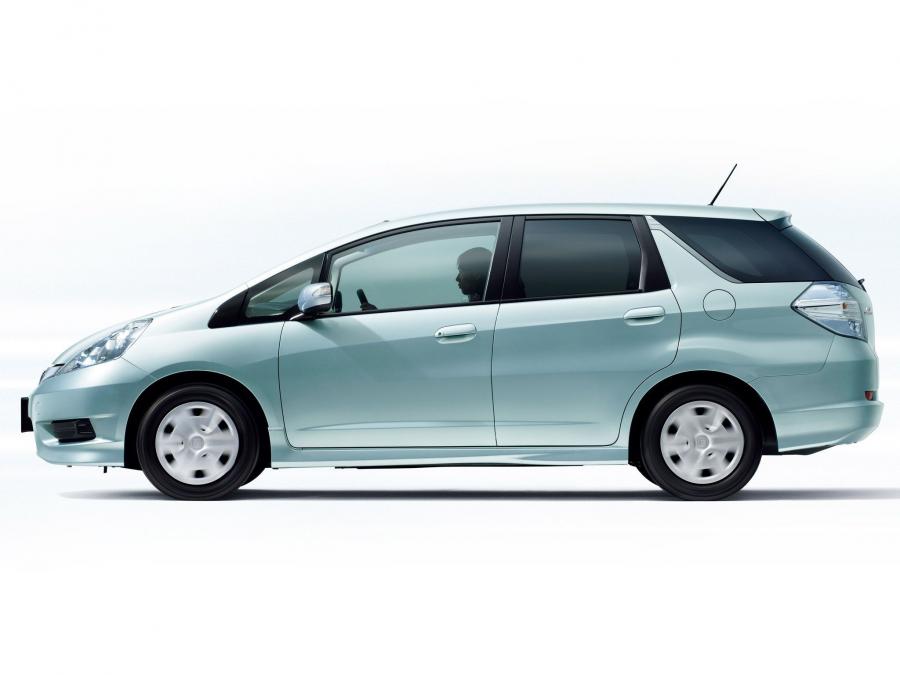  Honda Fit Shuttle Hybrid 2011 года  (фото 9 из 10)